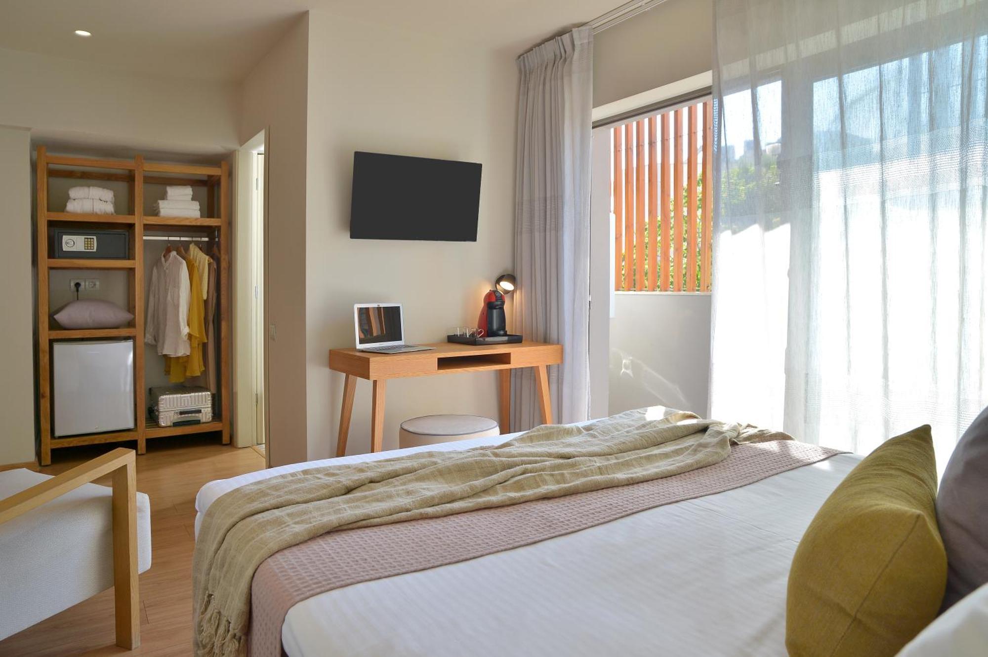 Mirivili Hospitality & Wellness Athene Buitenkant foto