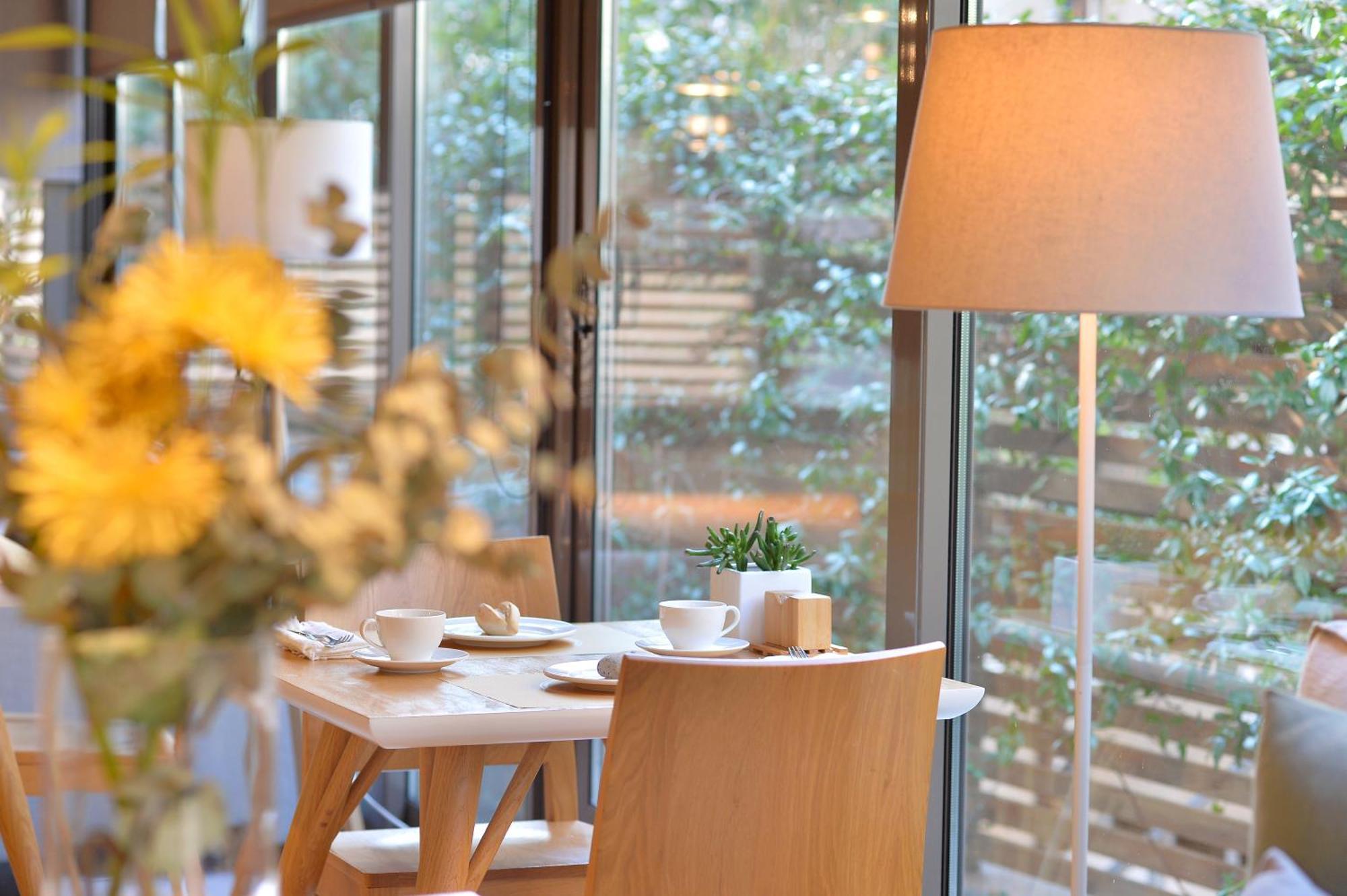 Mirivili Hospitality & Wellness Athene Buitenkant foto