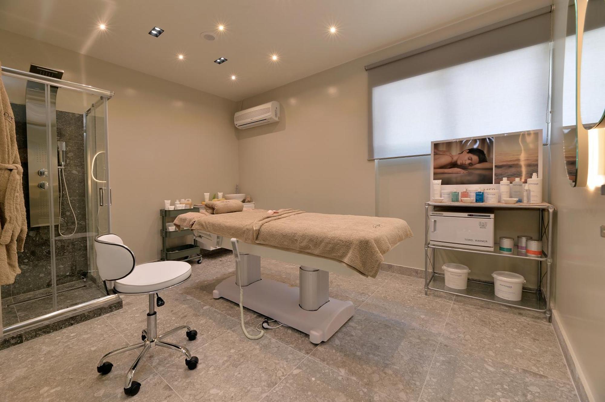 Mirivili Hospitality & Wellness Athene Buitenkant foto